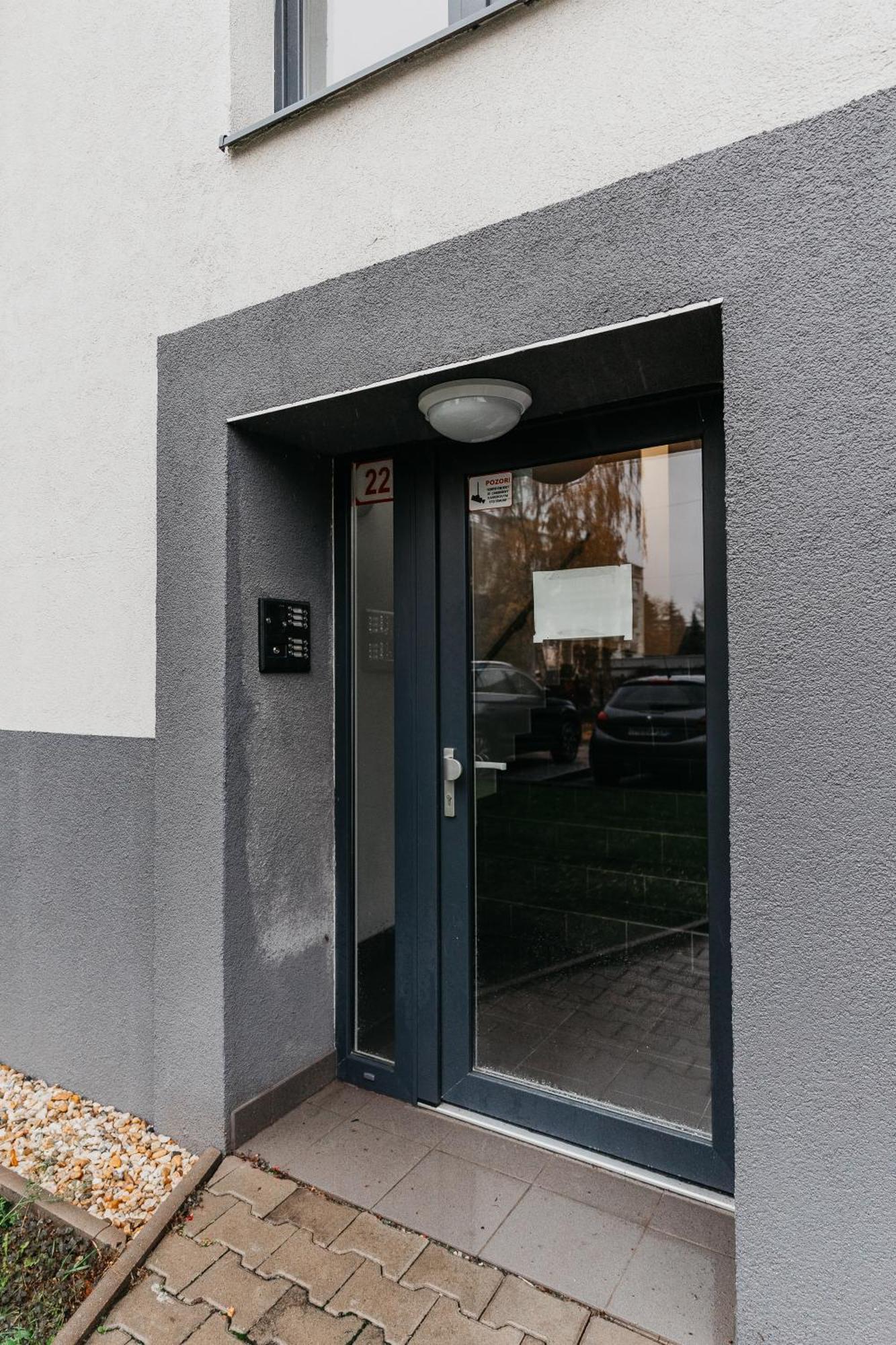 Old Town City Center Apartment 1 - Private Parking Included Košice Eksteriør billede